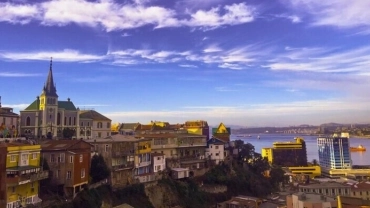 VI&Ntilde;A DEL MAR E VALPARA&Iacute;SO